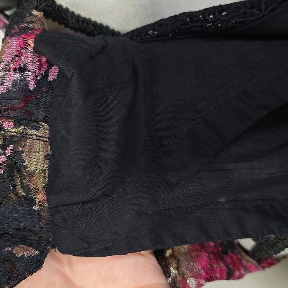 Vintage Nostalgia floral lace dress - Picture 12 of 12